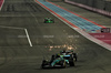 GP QATAR, Fernando Alonso (ESP) Aston Martin F1 Team AMR24 e George Russell (GBR) Mercedes AMG F1 W15 battle for position.

01.12.2024. Formula 1 World Championship, Rd 23, Qatar Grand Prix, Doha, Qatar, Gara Day.

 - www.xpbimages.com, EMail: requests@xpbimages.com © Copyright: Coates / XPB Images