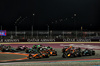 GP QATAR, Lando Norris (GBR) McLaren MCL38 e Max Verstappen (NLD) Red Bull Racing RB20 lead at the partenza of the race.

01.12.2024. Formula 1 World Championship, Rd 23, Qatar Grand Prix, Doha, Qatar, Gara Day.

 - www.xpbimages.com, EMail: requests@xpbimages.com © Copyright: Coates / XPB Images