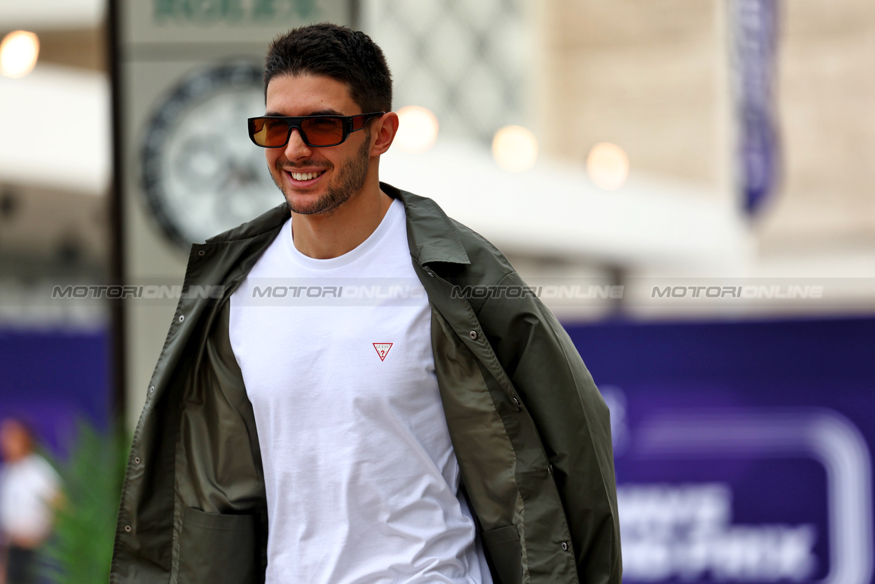 GP QATAR, Esteban Ocon (FRA) Alpine F1 Team.

28.11.2024. Formula 1 World Championship, Rd 23, Qatar Grand Prix, Doha, Qatar, Preparation Day.

 - www.xpbimages.com, EMail: requests@xpbimages.com © Copyright: Staley / XPB Images