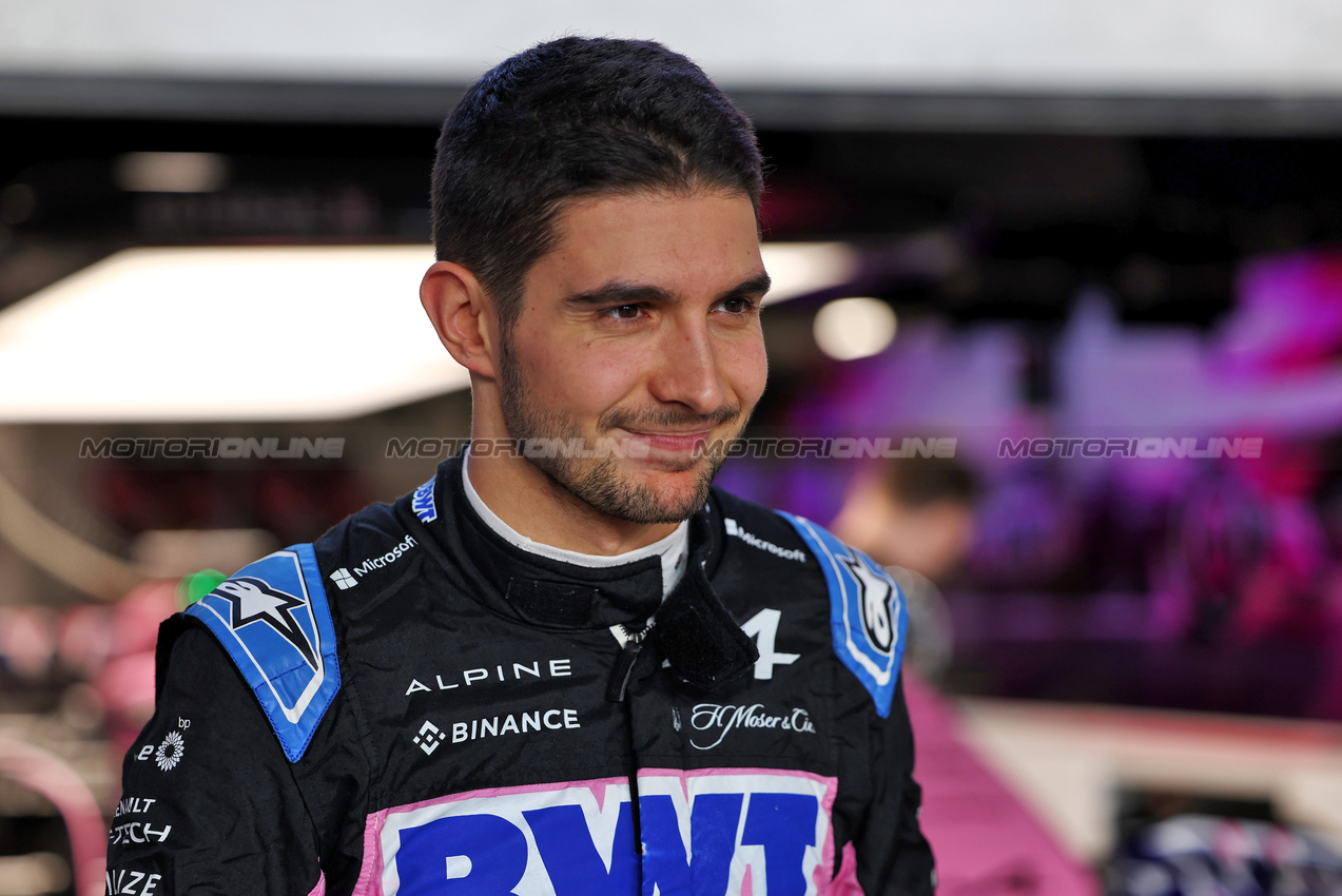 GP QATAR, Esteban Ocon (FRA) Alpine F1 Team.

28.11.2024. Formula 1 World Championship, Rd 23, Qatar Grand Prix, Doha, Qatar, Preparation Day.

 - www.xpbimages.com, EMail: requests@xpbimages.com © Copyright: Staley / XPB Images