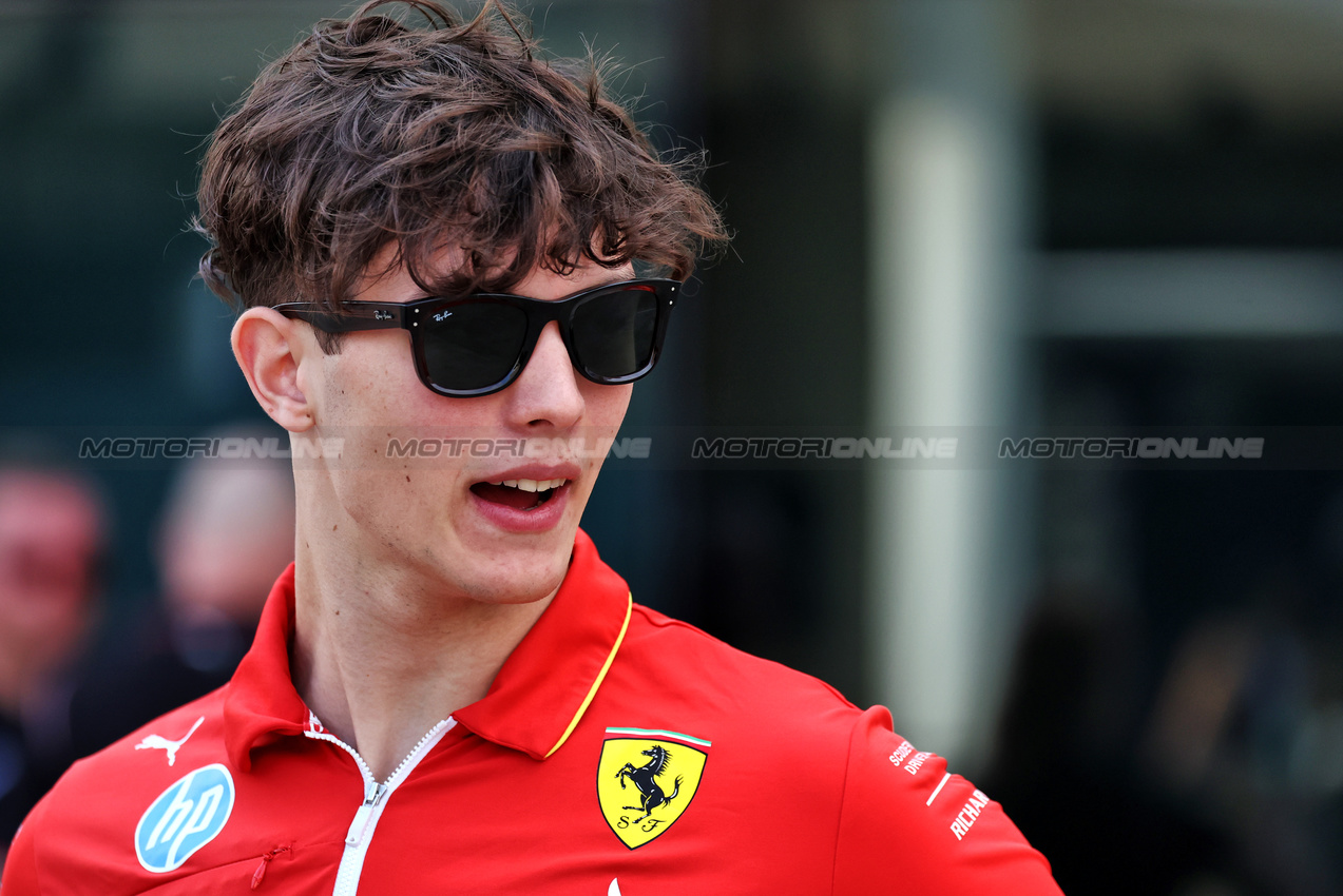 GP QATAR, Oliver Bearman (GBR) Ferrari Reserve Driver.

28.11.2024. Formula 1 World Championship, Rd 23, Qatar Grand Prix, Doha, Qatar, Preparation Day.

- www.xpbimages.com, EMail: requests@xpbimages.com © Copyright: Moy / XPB Images