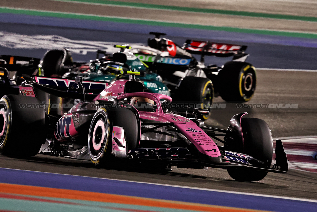 GP QATAR, Pierre Gasly (FRA) Alpine F1 Team A524.

30.11.2024. Formula 1 World Championship, Rd 23, Qatar Grand Prix, Doha, Qatar, Sprint e Qualifiche Day.

- www.xpbimages.com, EMail: requests@xpbimages.com © Copyright: Charniaux / XPB Images
