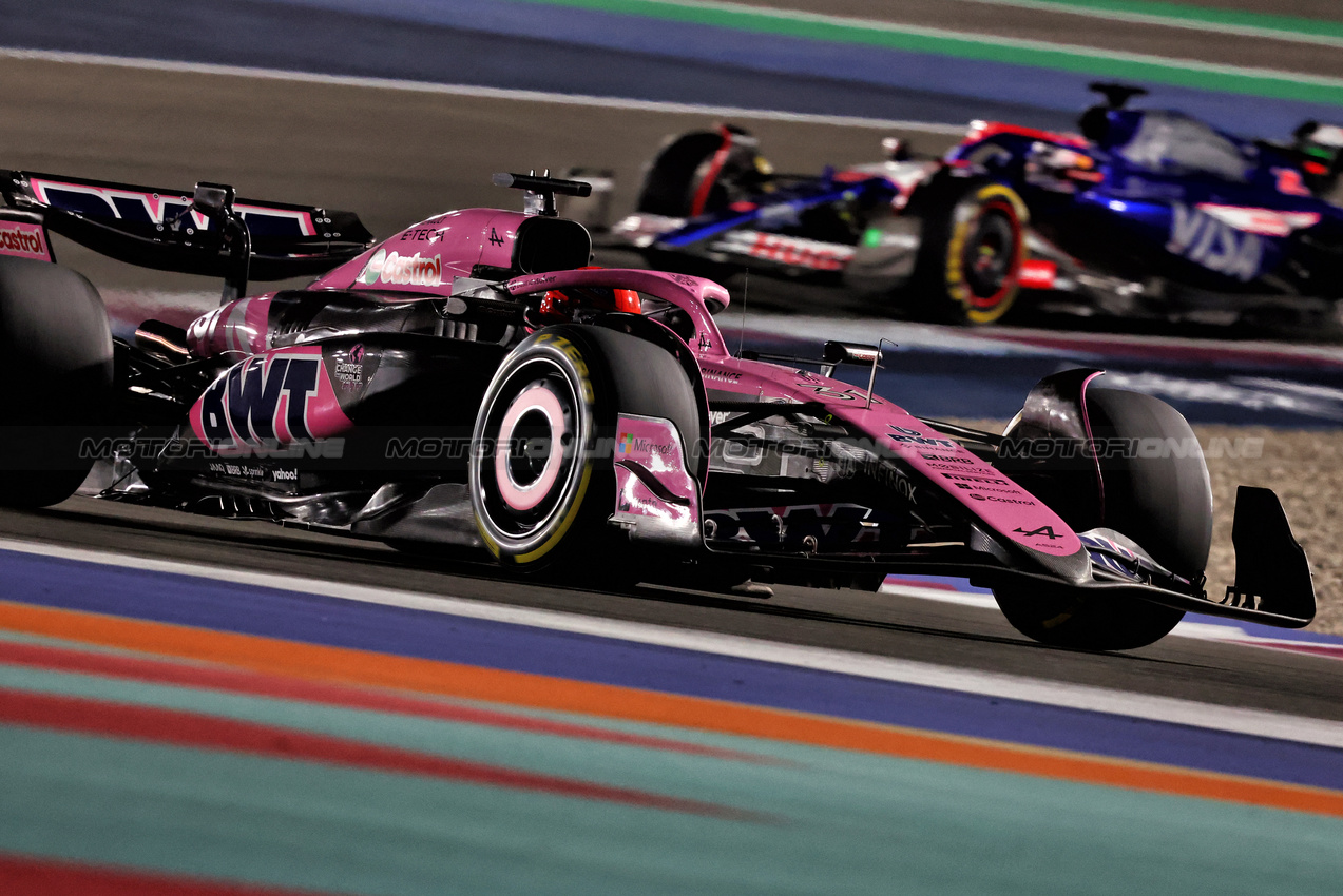 GP QATAR, Esteban Ocon (FRA) Alpine F1 Team A524.

30.11.2024. Formula 1 World Championship, Rd 23, Qatar Grand Prix, Doha, Qatar, Sprint e Qualifiche Day.

- www.xpbimages.com, EMail: requests@xpbimages.com © Copyright: Charniaux / XPB Images