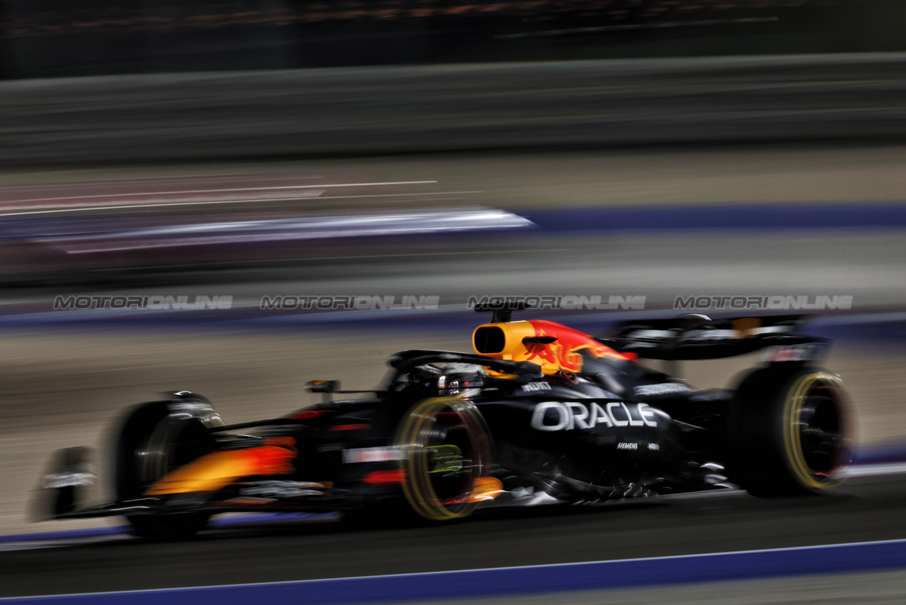GP QATAR, Max Verstappen (NLD) Red Bull Racing RB20.

30.11.2024. Formula 1 World Championship, Rd 23, Qatar Grand Prix, Doha, Qatar, Sprint e Qualifiche Day.

 - www.xpbimages.com, EMail: requests@xpbimages.com © Copyright: Staley / XPB Images