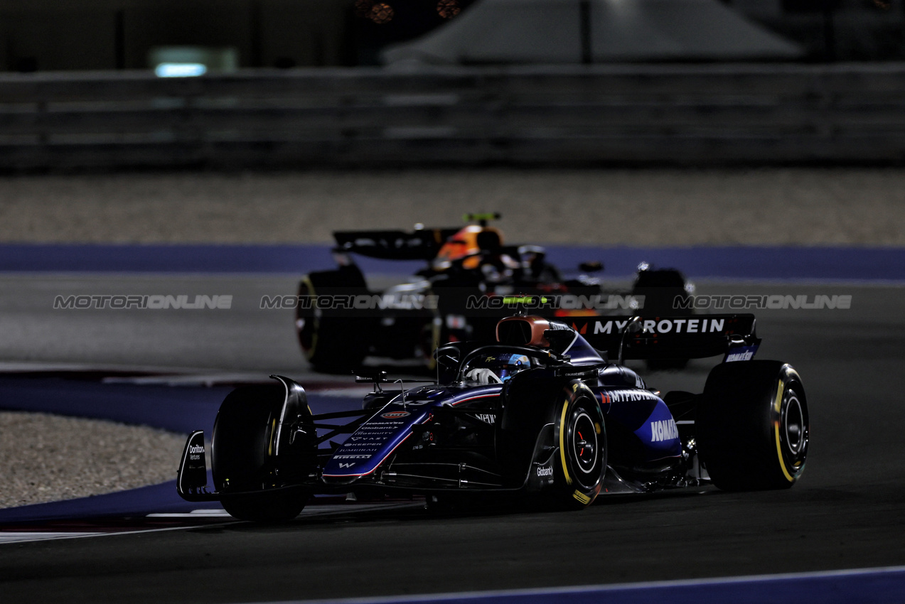 GP QATAR, Franco Colapinto (ARG) Williams Racing FW46.

30.11.2024. Formula 1 World Championship, Rd 23, Qatar Grand Prix, Doha, Qatar, Sprint e Qualifiche Day.

 - www.xpbimages.com, EMail: requests@xpbimages.com © Copyright: Staley / XPB Images