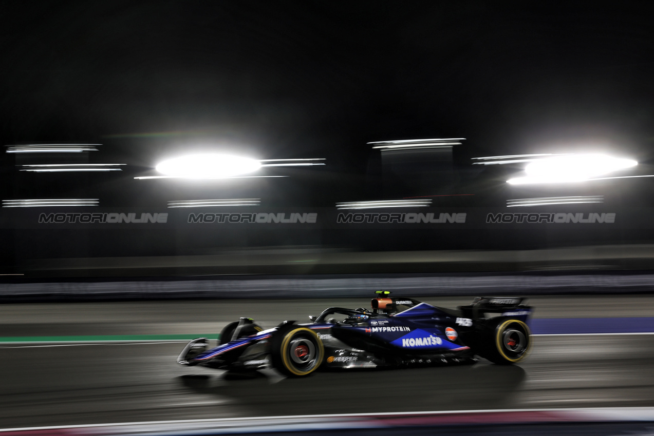 GP QATAR, Franco Colapinto (ARG) Williams Racing FW46.

30.11.2024. Formula 1 World Championship, Rd 23, Qatar Grand Prix, Doha, Qatar, Sprint e Qualifiche Day.

 - www.xpbimages.com, EMail: requests@xpbimages.com © Copyright: Staley / XPB Images