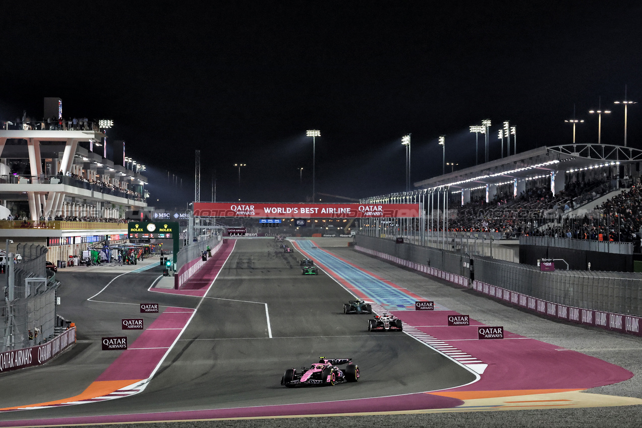 GP QATAR, Pierre Gasly (FRA) Alpine F1 Team A524.

30.11.2024. Formula 1 World Championship, Rd 23, Qatar Grand Prix, Doha, Qatar, Sprint e Qualifiche Day.

- www.xpbimages.com, EMail: requests@xpbimages.com © Copyright: Moy / XPB Images
