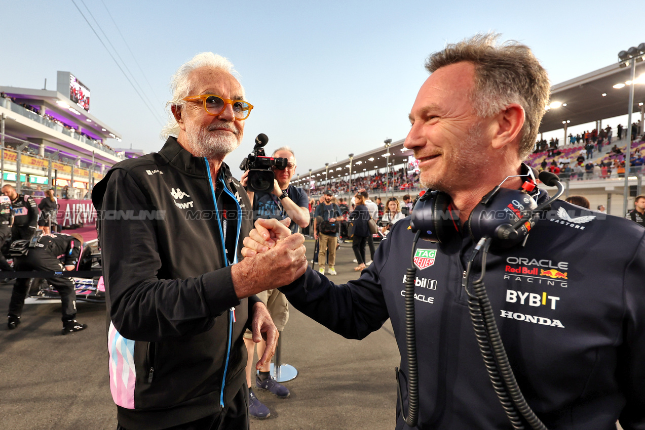 GP QATAR, (L to R): Flavio Briatore (ITA) Alpine F1 Team Executive Advisor with Christian Horner (GBR) Red Bull Racing Team Principal on the grid.

30.11.2024. Formula 1 World Championship, Rd 23, Qatar Grand Prix, Doha, Qatar, Sprint e Qualifiche Day.

- www.xpbimages.com, EMail: requests@xpbimages.com © Copyright: Moy / XPB Images