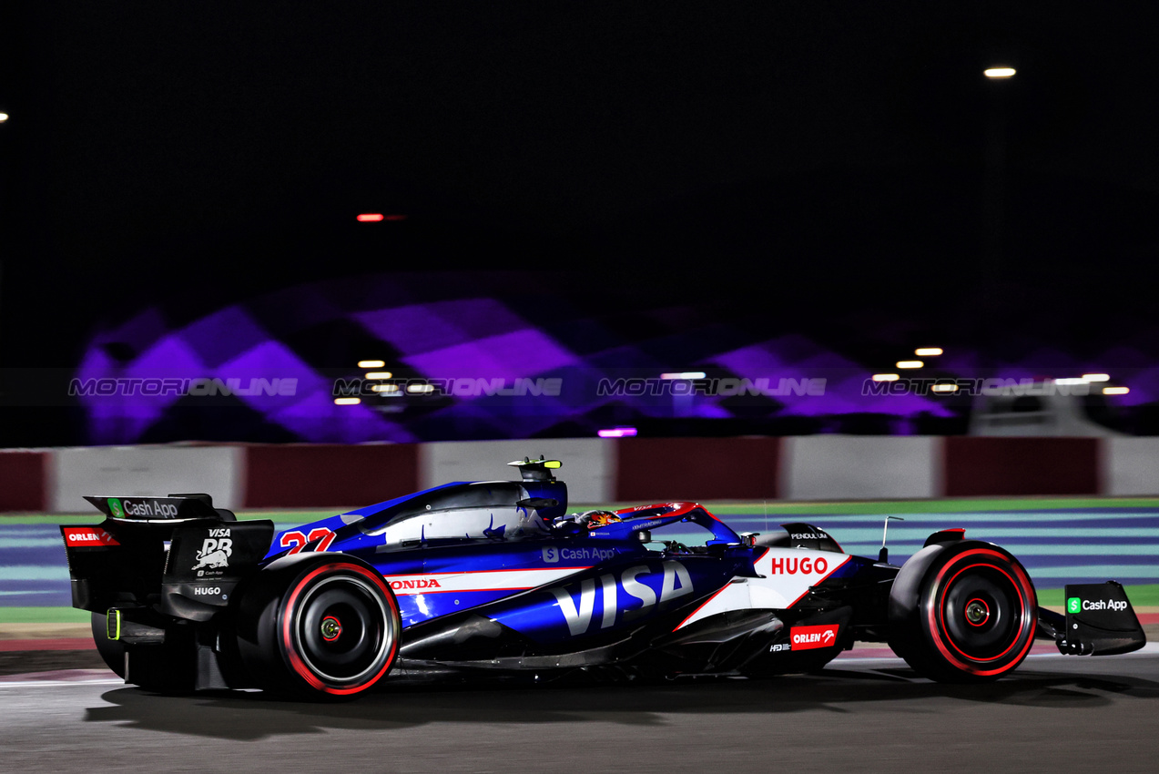 GP QATAR, Yuki Tsunoda (JPN) RB VCARB 01.

30.11.2024. Formula 1 World Championship, Rd 23, Qatar Grand Prix, Doha, Qatar, Sprint e Qualifiche Day.

- www.xpbimages.com, EMail: requests@xpbimages.com © Copyright: Charniaux / XPB Images
