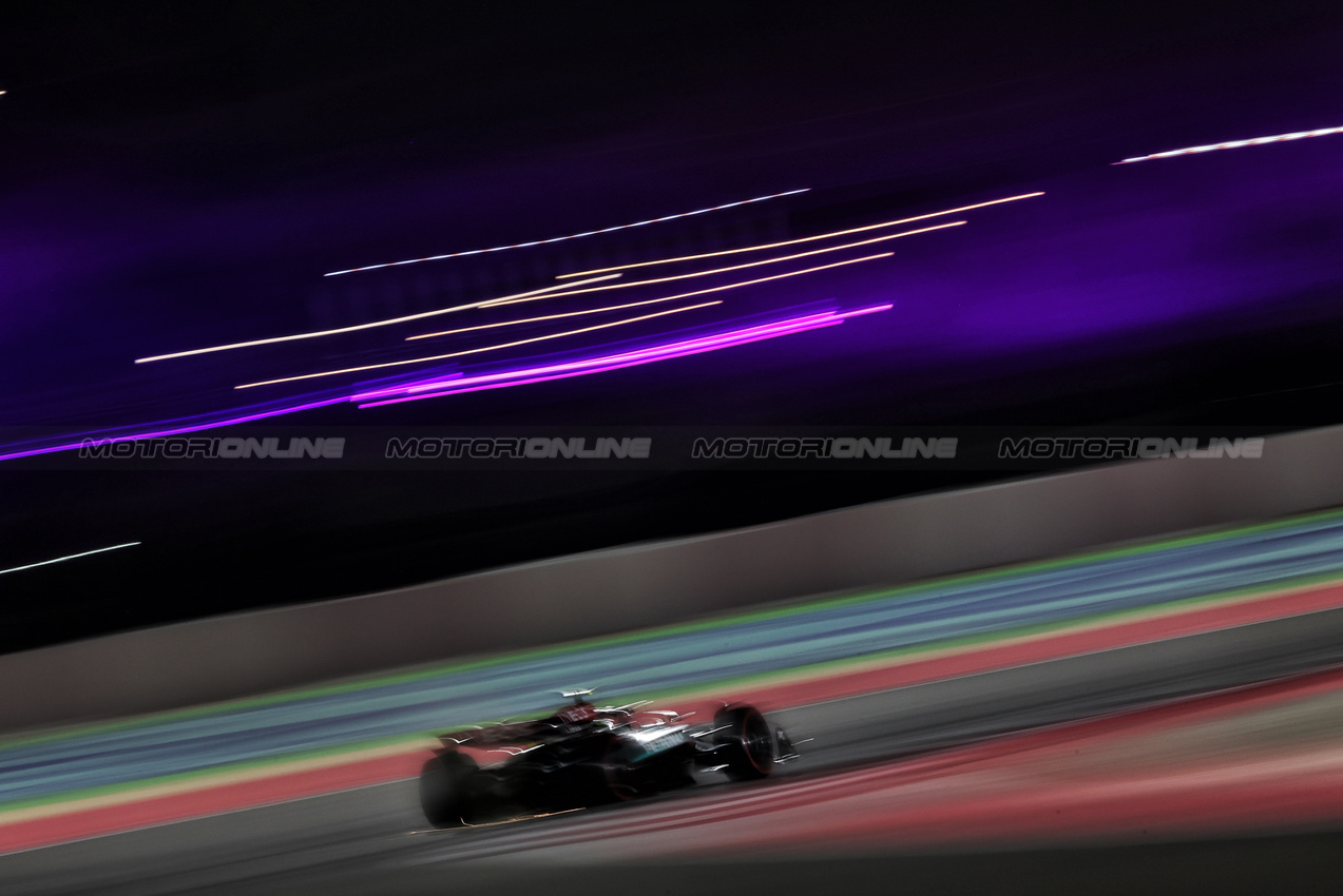GP QATAR, Lewis Hamilton (GBR) Mercedes AMG F1 W15.

30.11.2024. Formula 1 World Championship, Rd 23, Qatar Grand Prix, Doha, Qatar, Sprint e Qualifiche Day.

 - www.xpbimages.com, EMail: requests@xpbimages.com © Copyright: Staley / XPB Images