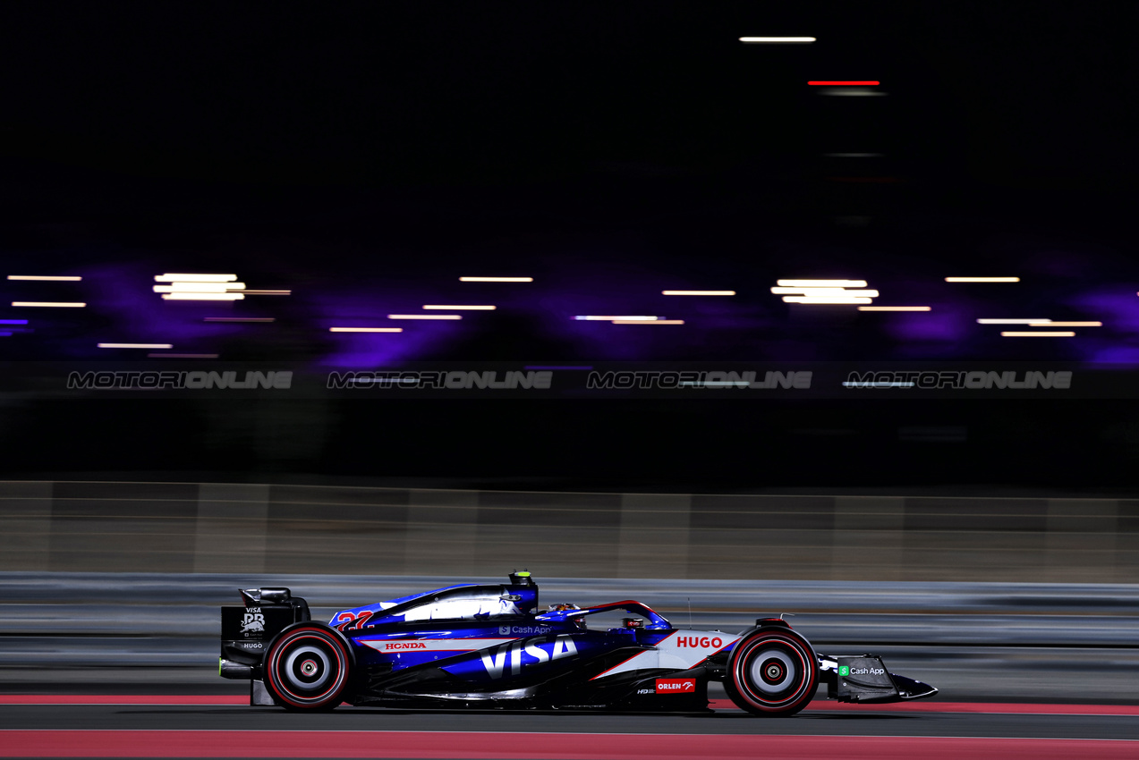 GP QATAR, Yuki Tsunoda (JPN) RB VCARB 01.

30.11.2024. Formula 1 World Championship, Rd 23, Qatar Grand Prix, Doha, Qatar, Sprint e Qualifiche Day.

- www.xpbimages.com, EMail: requests@xpbimages.com © Copyright: Charniaux / XPB Images