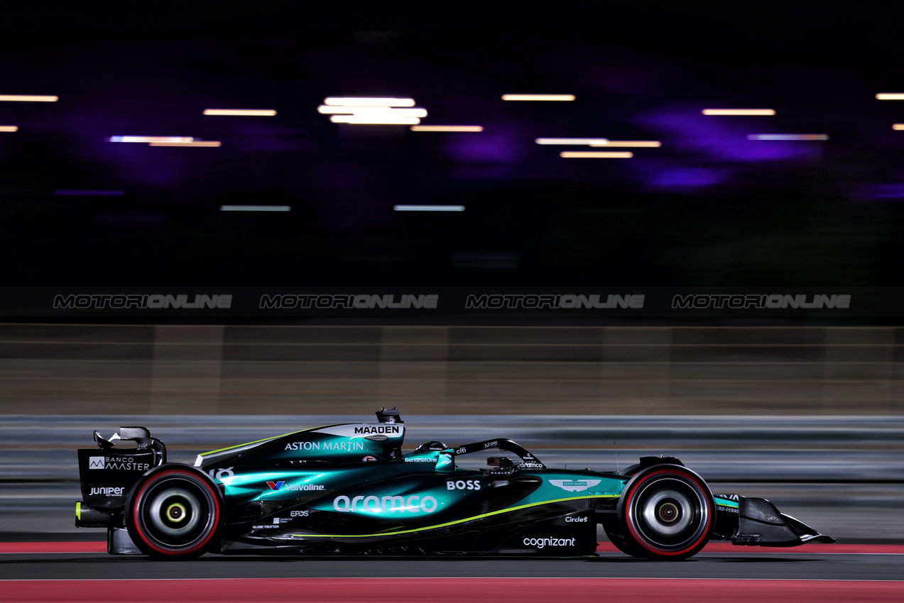 GP QATAR, Lance Stroll (CDN) Aston Martin F1 Team AMR24.

30.11.2024. Formula 1 World Championship, Rd 23, Qatar Grand Prix, Doha, Qatar, Sprint e Qualifiche Day.

- www.xpbimages.com, EMail: requests@xpbimages.com © Copyright: Charniaux / XPB Images