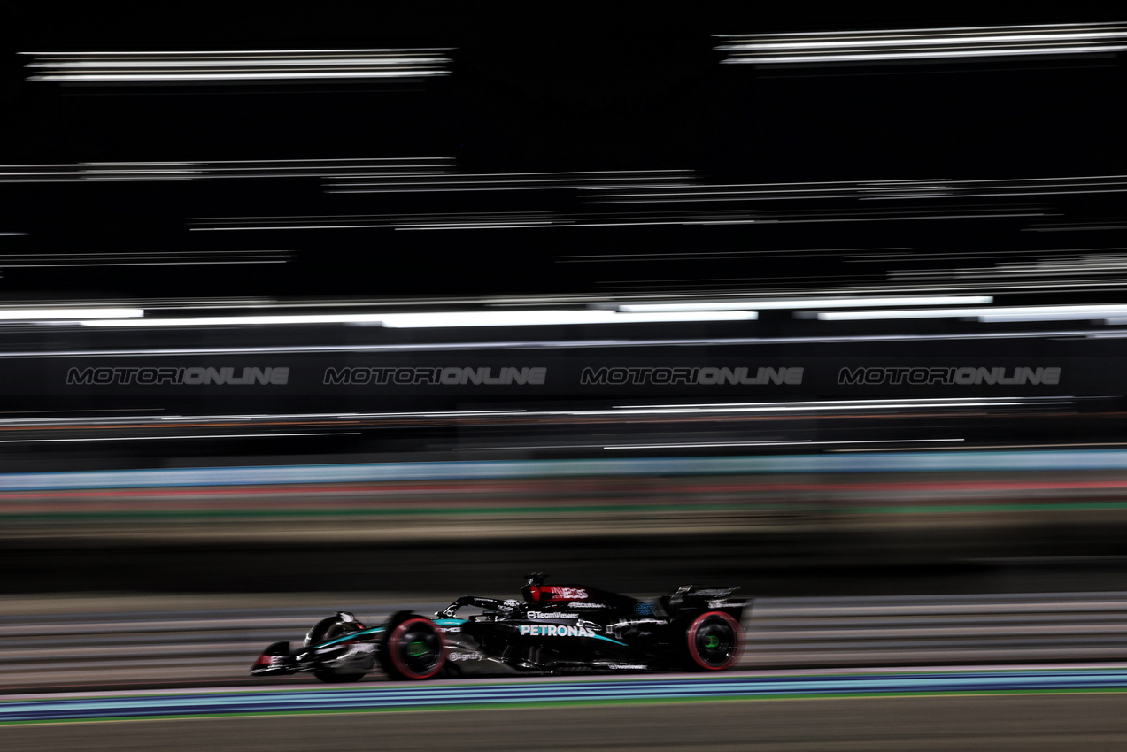GP QATAR, George Russell (GBR) Mercedes AMG F1 W15.

30.11.2024. Formula 1 World Championship, Rd 23, Qatar Grand Prix, Doha, Qatar, Sprint e Qualifiche Day.

 - www.xpbimages.com, EMail: requests@xpbimages.com © Copyright: Staley / XPB Images