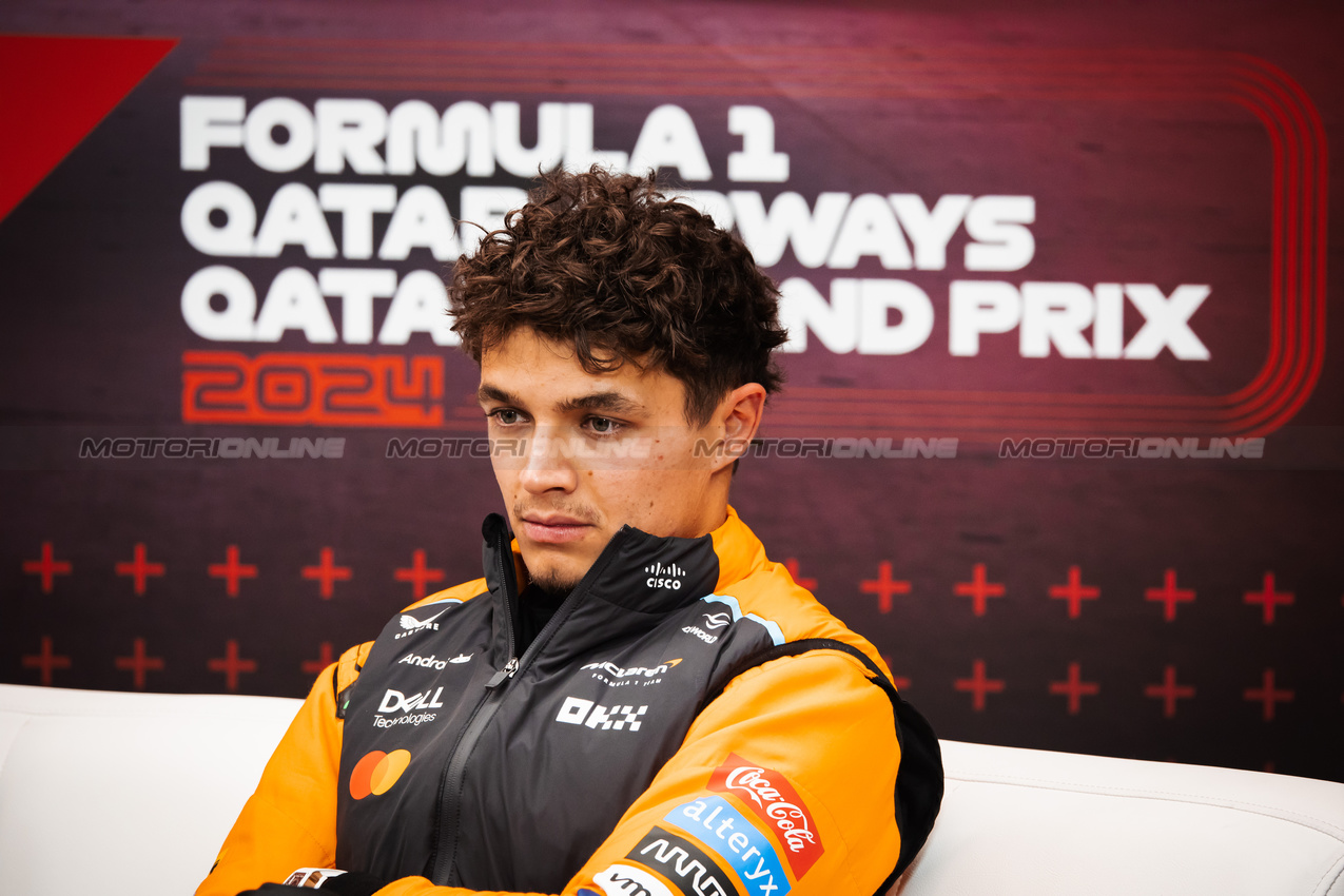 GP QATAR, Lando Norris (GBR) McLaren in the post qualifying FIA Press Conference.

30.11.2024. Formula 1 World Championship, Rd 23, Qatar Grand Prix, Doha, Qatar, Sprint e Qualifiche Day.

- www.xpbimages.com, EMail: requests@xpbimages.com © Copyright: Bearne / XPB Images