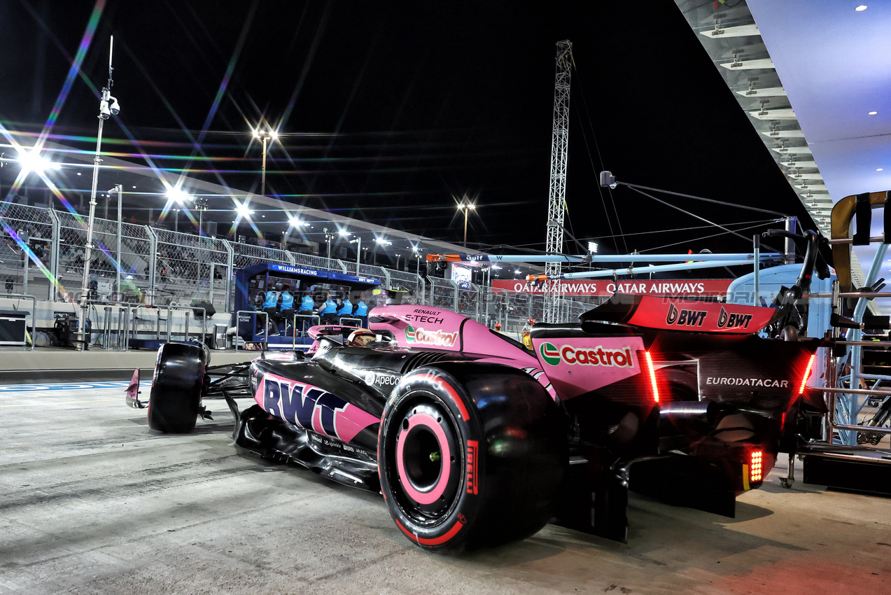GP QATAR, gas leaves the pits.p

30.11.2024. Formula 1 World Championship, Rd 23, Qatar Grand Prix, Doha, Qatar, Sprint e Qualifiche Day.

- www.xpbimages.com, EMail: requests@xpbimages.com © Copyright: Moy / XPB Images