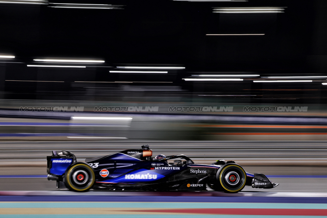 GP QATAR, Alexander Albon (THA) Williams Racing FW46.

30.11.2024. Formula 1 World Championship, Rd 23, Qatar Grand Prix, Doha, Qatar, Sprint e Qualifiche Day.

- www.xpbimages.com, EMail: requests@xpbimages.com © Copyright: Charniaux / XPB Images