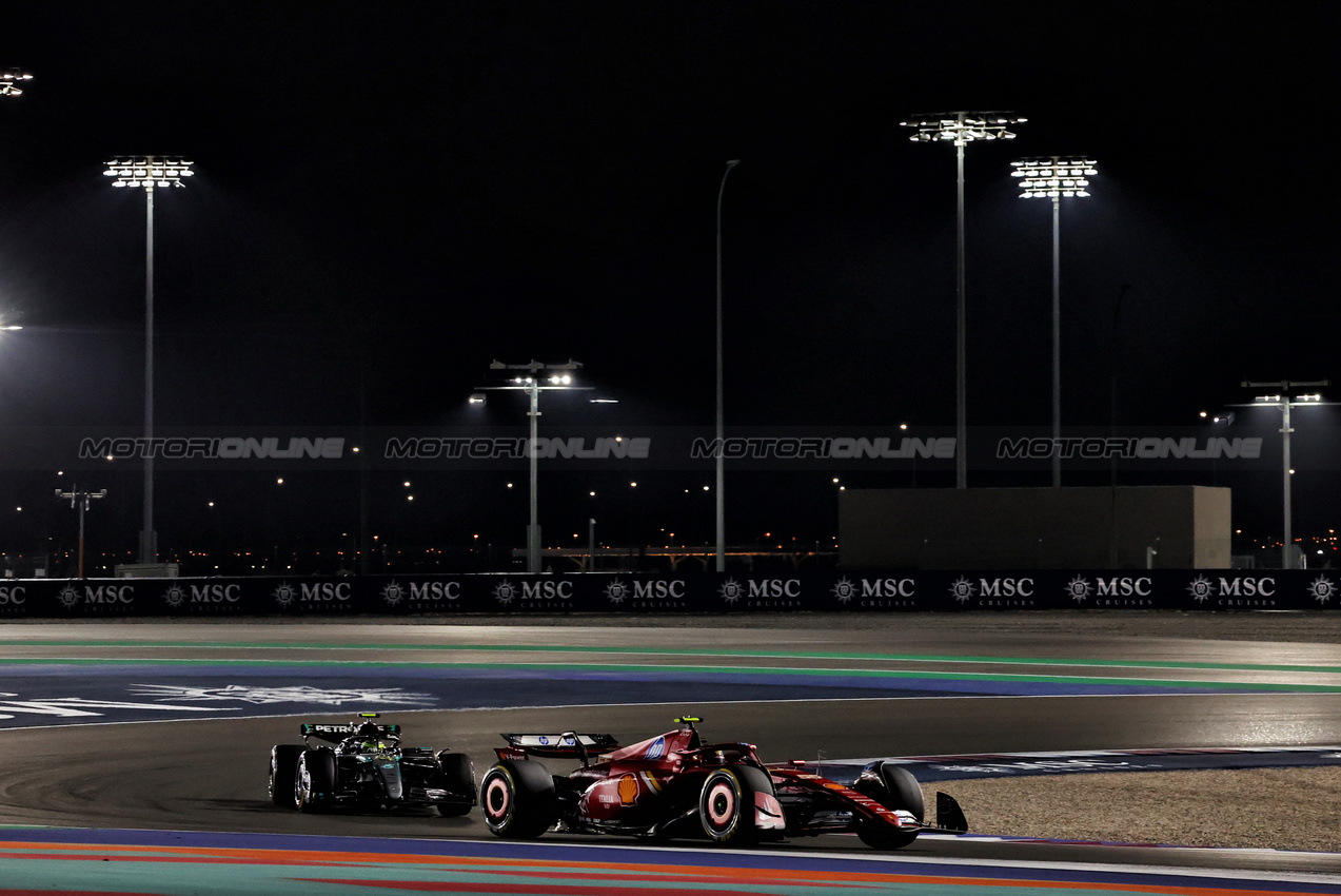 GP QATAR, Carlos Sainz Jr (ESP) Ferrari SF-24.

30.11.2024. Formula 1 World Championship, Rd 23, Qatar Grand Prix, Doha, Qatar, Sprint e Qualifiche Day.

- www.xpbimages.com, EMail: requests@xpbimages.com © Copyright: Charniaux / XPB Images