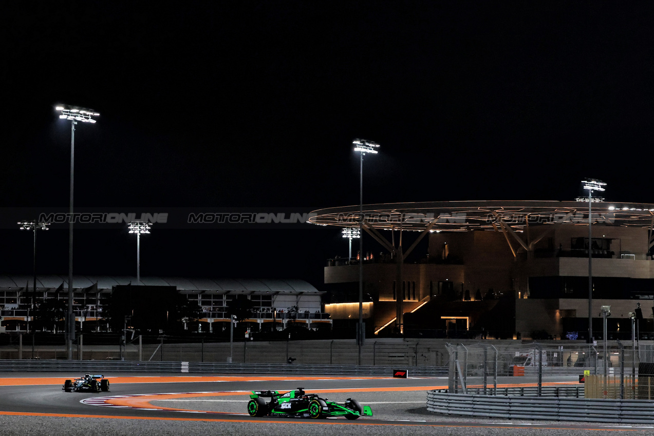 GP QATAR, Valtteri Bottas (FIN) Sauber C44.

30.11.2024. Formula 1 World Championship, Rd 23, Qatar Grand Prix, Doha, Qatar, Sprint e Qualifiche Day.

- www.xpbimages.com, EMail: requests@xpbimages.com © Copyright: Charniaux / XPB Images