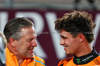 GP QATAR, (L to R): Zak Brown (USA) McLaren Executive Director with second placed Lando Norris (GBR) McLaren in Sprint parc ferme.

30.11.2024. Formula 1 World Championship, Rd 23, Qatar Grand Prix, Doha, Qatar, Sprint e Qualifiche Day.

- www.xpbimages.com, EMail: requests@xpbimages.com © Copyright: Charniaux / XPB Images