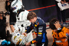 GP QATAR, (L to R): George Russell (GBR) Mercedes AMG F1; Max Verstappen (NLD) Red Bull Racing; e Lando Norris (GBR) McLaren, in qualifying parc ferme.

30.11.2024. Formula 1 World Championship, Rd 23, Qatar Grand Prix, Doha, Qatar, Sprint e Qualifiche Day.

- www.xpbimages.com, EMail: requests@xpbimages.com © Copyright: Bearne / XPB Images