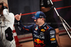 GP QATAR, Max Verstappen (NLD) Red Bull Racing celebrates his pole position in qualifying parc ferme.

30.11.2024. Formula 1 World Championship, Rd 23, Qatar Grand Prix, Doha, Qatar, Sprint e Qualifiche Day.

- www.xpbimages.com, EMail: requests@xpbimages.com © Copyright: Bearne / XPB Images