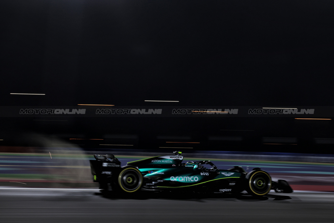 GP QATAR, Fernando Alonso (ESP) Aston Martin F1 Team AMR24.

29.11.2024 Formula 1 World Championship, Rd 23, Qatar Grand Prix, Doha, Qatar, Sprint Qualifiche Day.

- www.xpbimages.com, EMail: requests@xpbimages.com © Copyright: Moy / XPB Images