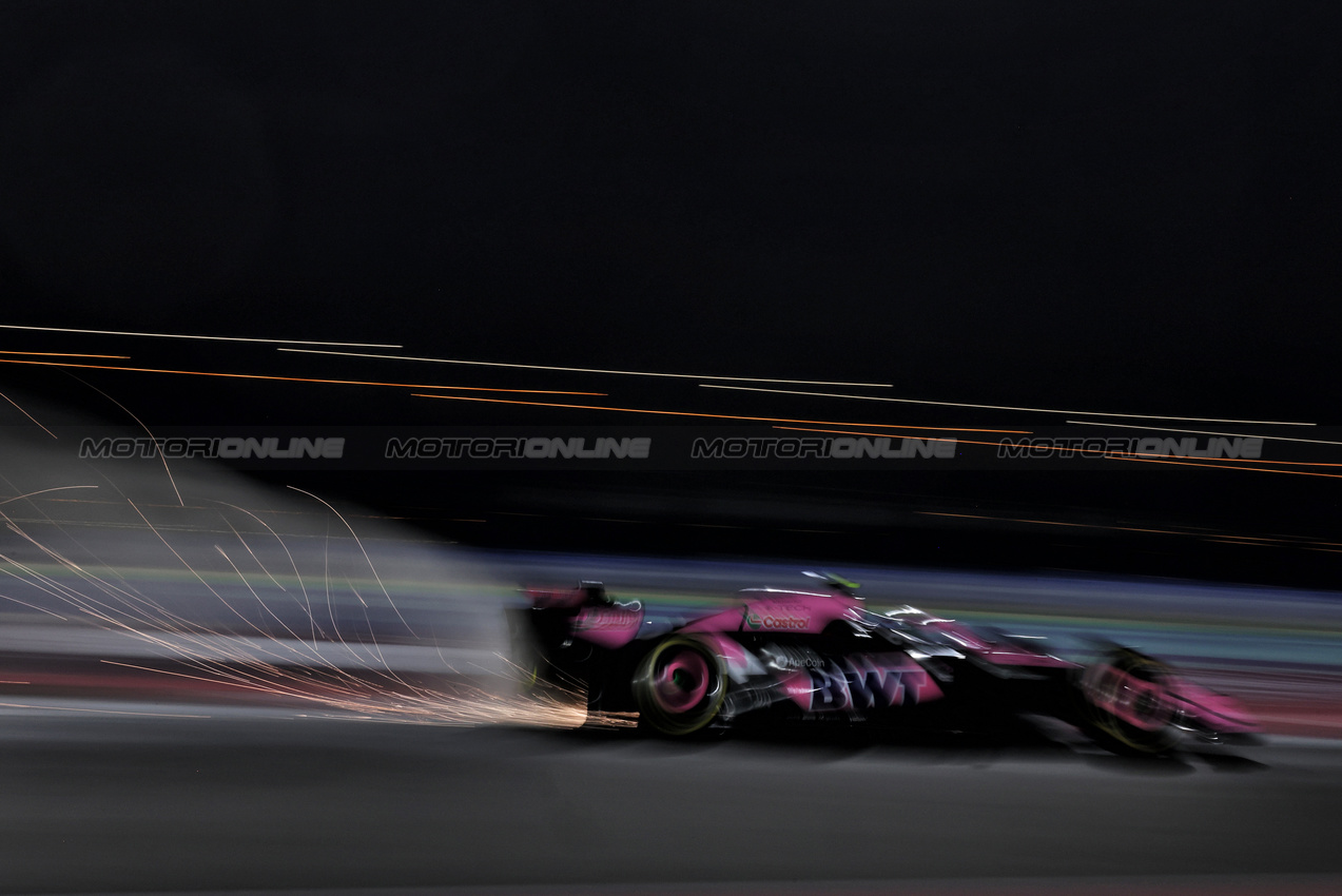 GP QATAR, Pierre Gasly (FRA) Alpine F1 Team A524.

29.11.2024 Formula 1 World Championship, Rd 23, Qatar Grand Prix, Doha, Qatar, Sprint Qualifiche Day.

- www.xpbimages.com, EMail: requests@xpbimages.com © Copyright: Moy / XPB Images