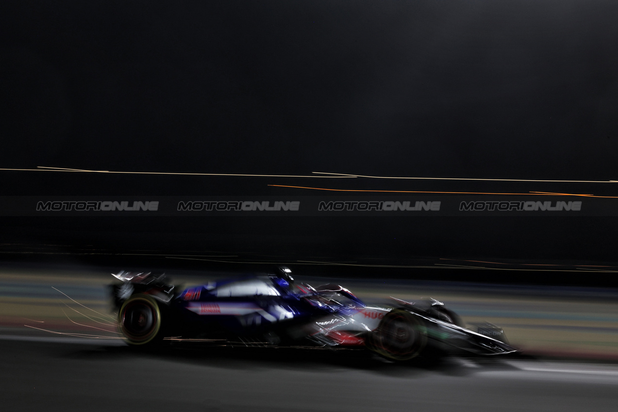 GP QATAR, Yuki Tsunoda (JPN) RB VCARB 01.

29.11.2024 Formula 1 World Championship, Rd 23, Qatar Grand Prix, Doha, Qatar, Sprint Qualifiche Day.

- www.xpbimages.com, EMail: requests@xpbimages.com © Copyright: Moy / XPB Images