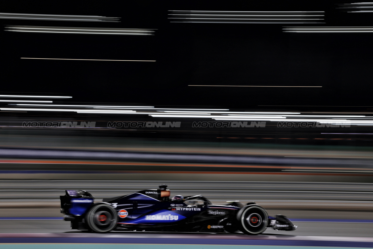 GP QATAR, Alexander Albon (THA) Williams Racing FW46.

29.11.2024 Formula 1 World Championship, Rd 23, Qatar Grand Prix, Doha, Qatar, Sprint Qualifiche Day.

 - www.xpbimages.com, EMail: requests@xpbimages.com © Copyright: Staley / XPB Images