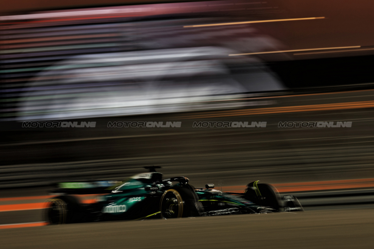 GP QATAR, Lance Stroll (CDN) Aston Martin F1 Team AMR24.

29.11.2024 Formula 1 World Championship, Rd 23, Qatar Grand Prix, Doha, Qatar, Sprint Qualifiche Day.

 - www.xpbimages.com, EMail: requests@xpbimages.com © Copyright: Staley / XPB Images
