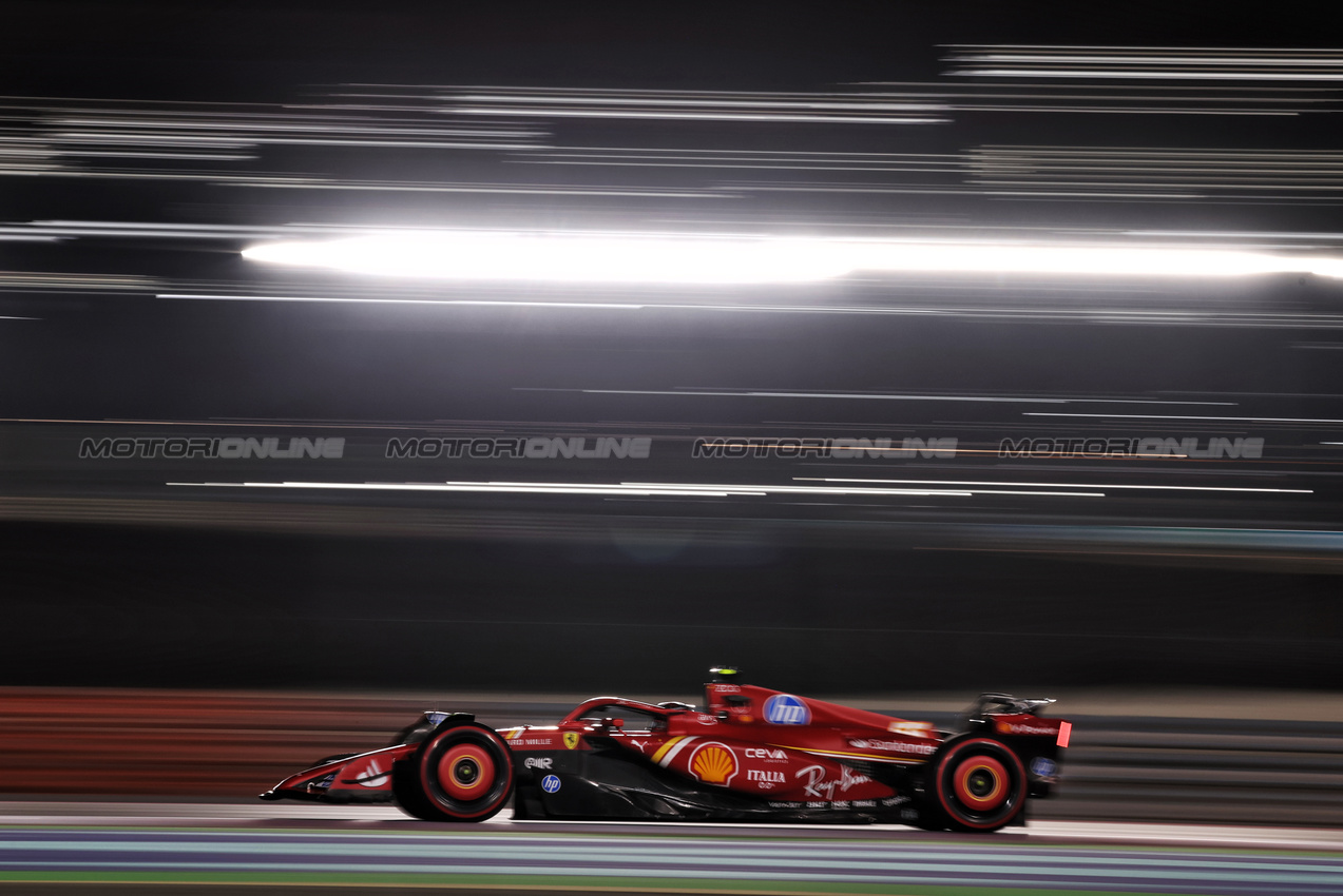 GP QATAR, Carlos Sainz Jr (ESP) Ferrari SF-24.

29.11.2024 Formula 1 World Championship, Rd 23, Qatar Grand Prix, Doha, Qatar, Sprint Qualifiche Day.

- www.xpbimages.com, EMail: requests@xpbimages.com © Copyright: Moy / XPB Images
