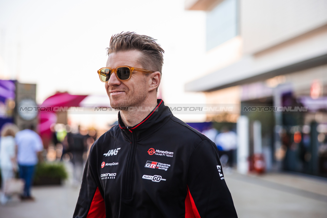 GP QATAR, Nico Hulkenberg (GER) Haas F1 Team.

29.11.2024 Formula 1 World Championship, Rd 23, Qatar Grand Prix, Doha, Qatar, Sprint Qualifiche Day.

- www.xpbimages.com, EMail: requests@xpbimages.com © Copyright: Bearne / XPB Images