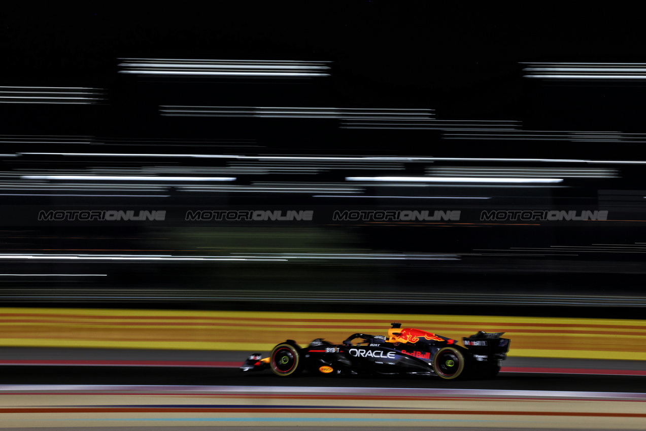 GP QATAR, Max Verstappen (NLD) Red Bull Racing RB20.

29.11.2024 Formula 1 World Championship, Rd 23, Qatar Grand Prix, Doha, Qatar, Sprint Qualifiche Day.

- www.xpbimages.com, EMail: requests@xpbimages.com © Copyright: Moy / XPB Images