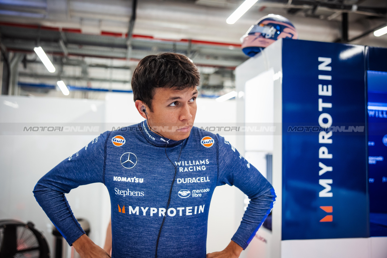 GP QATAR, Alexander Albon (THA) Williams Racing.

29.11.2024 Formula 1 World Championship, Rd 23, Qatar Grand Prix, Doha, Qatar, Sprint Qualifiche Day.

- www.xpbimages.com, EMail: requests@xpbimages.com © Copyright: Bearne / XPB Images