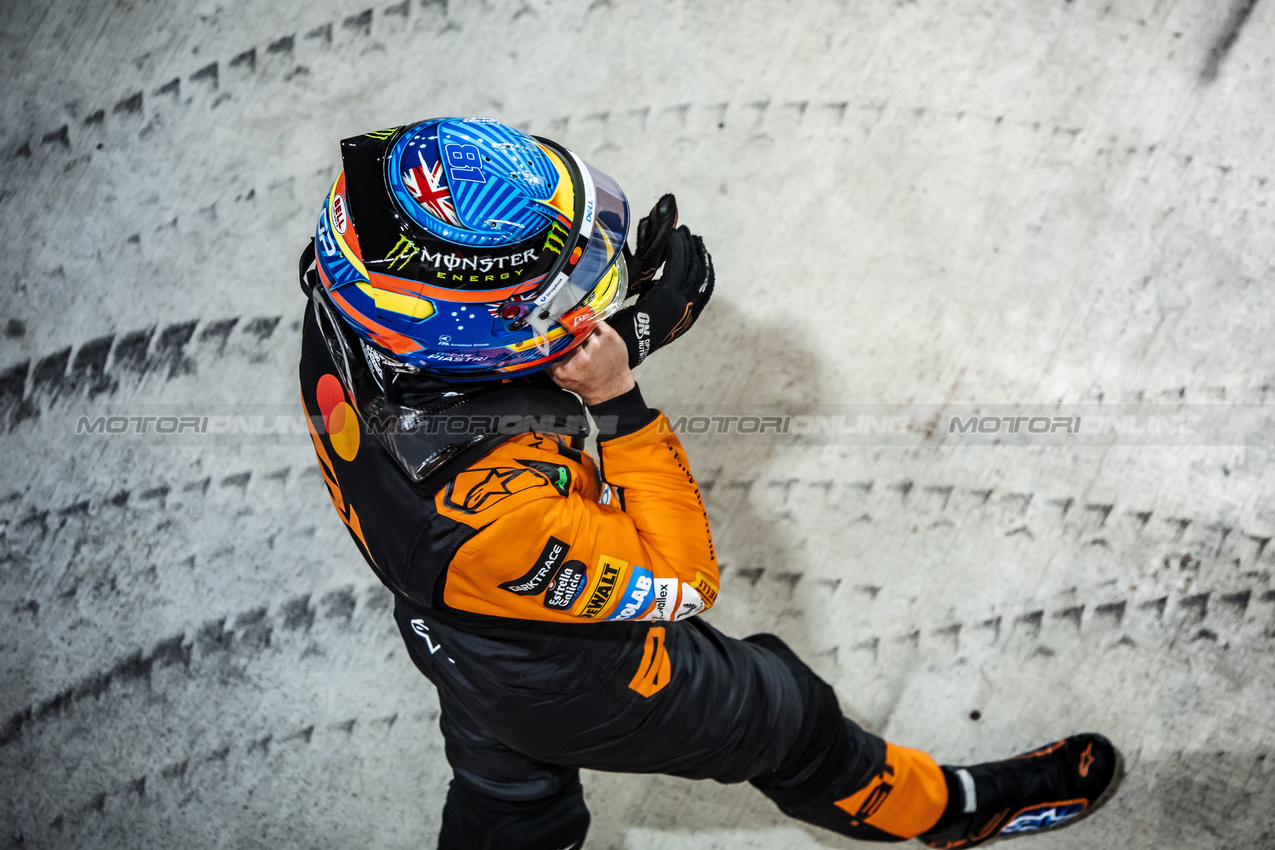 GP QATAR, Oscar Piastri (AUS) McLaren.

29.11.2024 Formula 1 World Championship, Rd 23, Qatar Grand Prix, Doha, Qatar, Sprint Qualifiche Day.

- www.xpbimages.com, EMail: requests@xpbimages.com © Copyright: Bearne / XPB Images