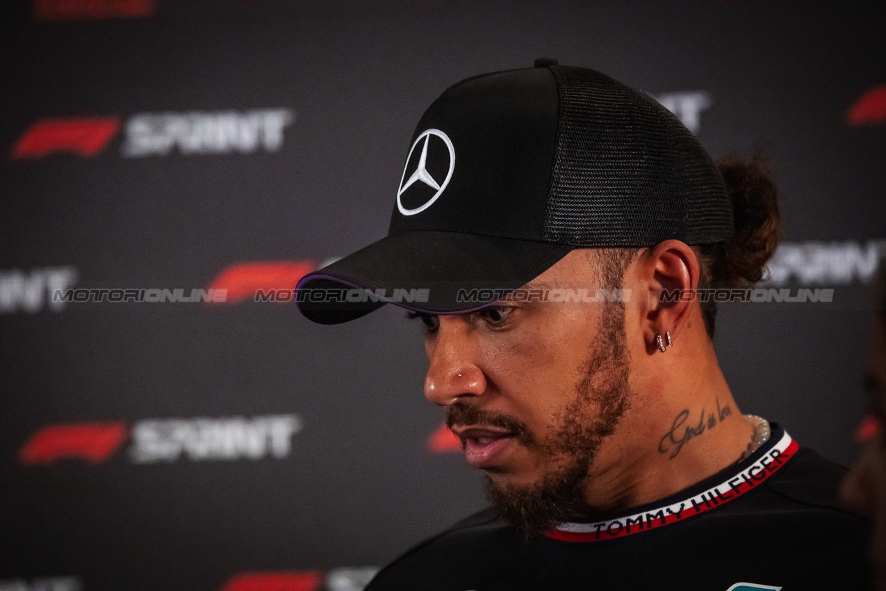 GP QATAR, Lewis Hamilton (GBR) Mercedes AMG F1.

29.11.2024 Formula 1 World Championship, Rd 23, Qatar Grand Prix, Doha, Qatar, Sprint Qualifiche Day.

- www.xpbimages.com, EMail: requests@xpbimages.com © Copyright: Bearne / XPB Images