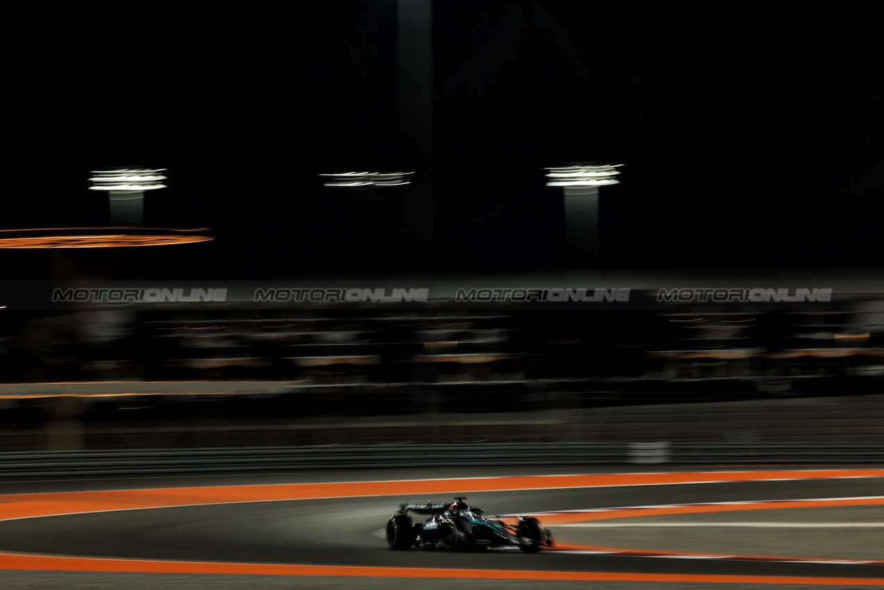 GP QATAR, George Russell (GBR) Mercedes AMG F1 W15.

29.11.2024 Formula 1 World Championship, Rd 23, Qatar Grand Prix, Doha, Qatar, Sprint Qualifiche Day.

 - www.xpbimages.com, EMail: requests@xpbimages.com © Copyright: Coates / XPB Images