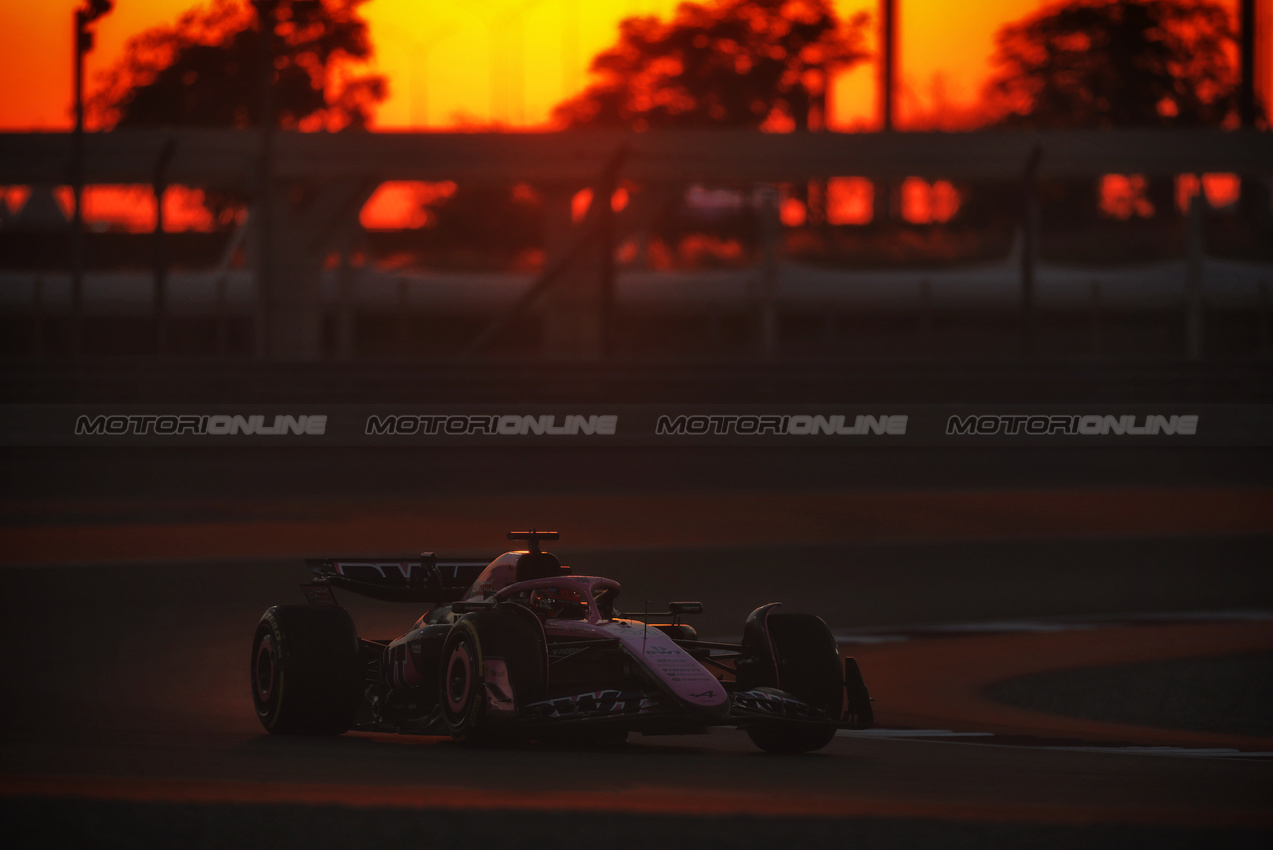 GP QATAR, Esteban Ocon (FRA) Alpine F1 Team A524.

29.11.2024 Formula 1 World Championship, Rd 23, Qatar Grand Prix, Doha, Qatar, Sprint Qualifiche Day.

 - www.xpbimages.com, EMail: requests@xpbimages.com © Copyright: Staley / XPB Images