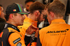 GP QATAR, (L to R): Lando Norris (GBR) McLaren with Andrew Jarvis (GBR) McLaren Performance Engineer.

29.11.2024 Formula 1 World Championship, Rd 23, Qatar Grand Prix, Doha, Qatar, Sprint Qualifiche Day.

 - www.xpbimages.com, EMail: requests@xpbimages.com © Copyright: Coates / XPB Images