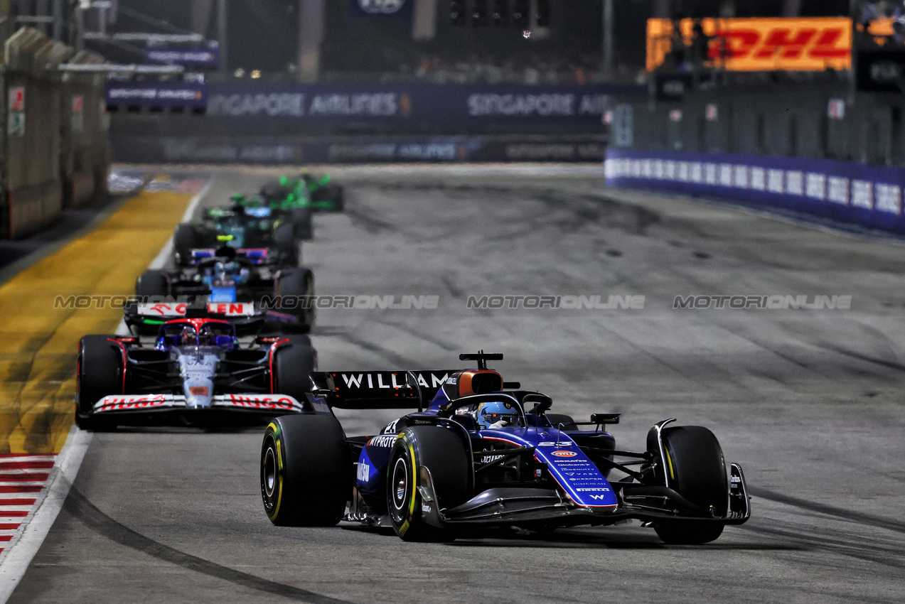 GP SINGAPORE, Alexander Albon (THA) Williams Racing FW46.

22.09.2024. Formula 1 World Championship, Rd 18, Singapore Grand Prix, Marina Bay Street Circuit, Singapore, Gara Day.

- www.xpbimages.com, EMail: requests@xpbimages.com © Copyright: Charniaux / XPB Images