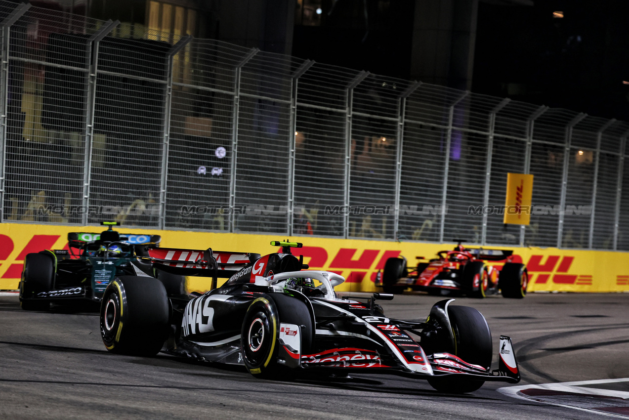 GP SINGAPORE, Nico Hulkenberg (GER) Haas VF-24.

22.09.2024. Formula 1 World Championship, Rd 18, Singapore Grand Prix, Marina Bay Street Circuit, Singapore, Gara Day.

 - www.xpbimages.com, EMail: requests@xpbimages.com © Copyright: Coates / XPB Images