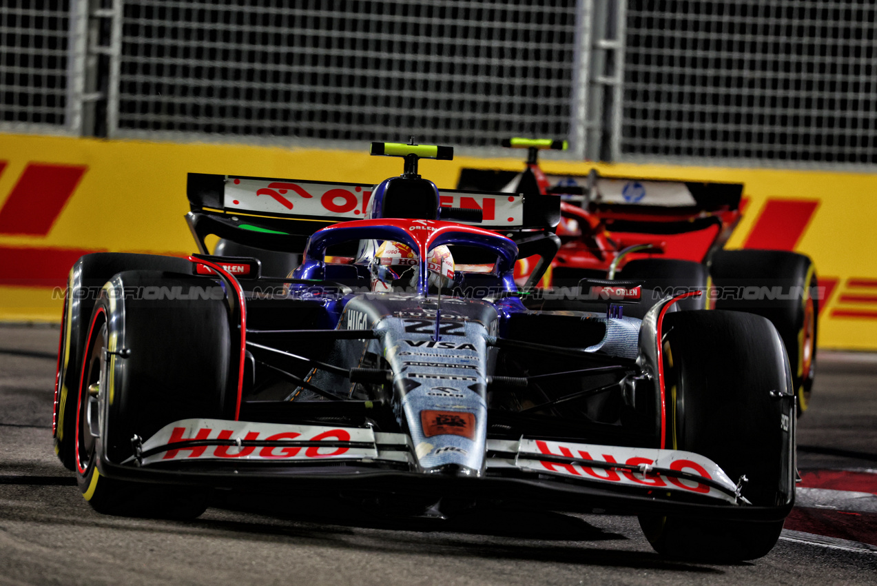 GP SINGAPORE, Yuki Tsunoda (JPN) RB VCARB 01.

22.09.2024. Formula 1 World Championship, Rd 18, Singapore Grand Prix, Marina Bay Street Circuit, Singapore, Gara Day.

 - www.xpbimages.com, EMail: requests@xpbimages.com © Copyright: Coates / XPB Images