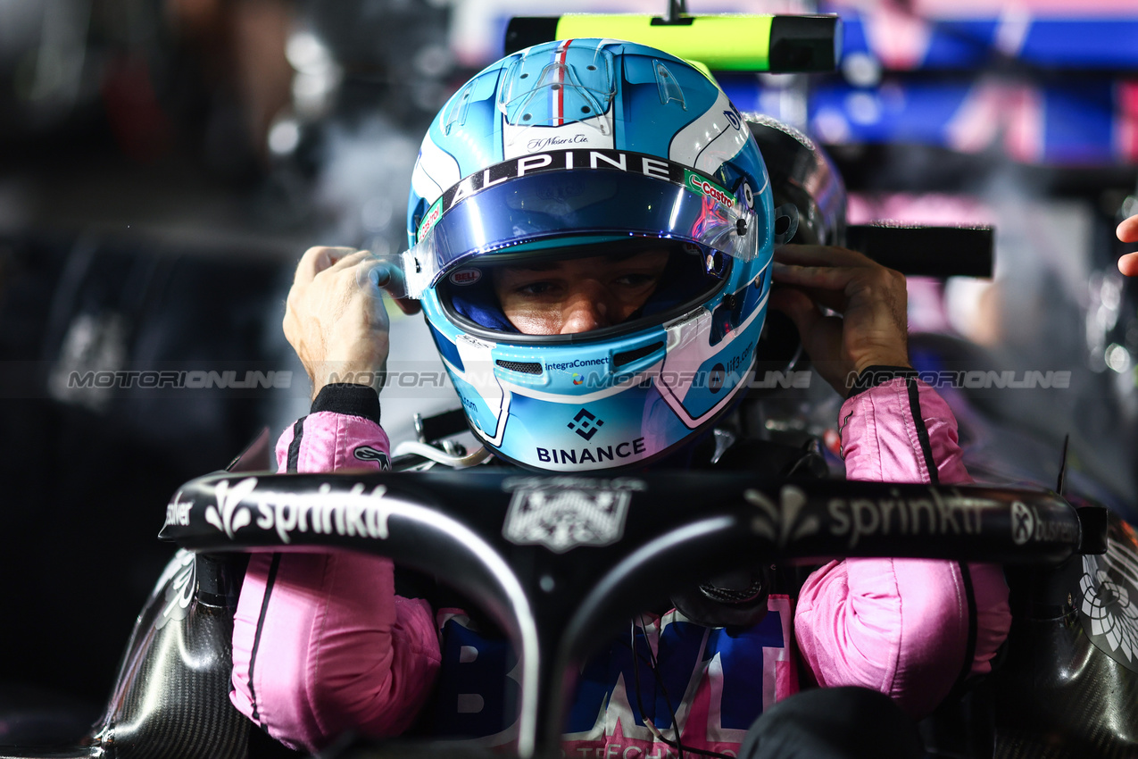 GP SINGAPORE, Pierre Gasly (FRA), Alpine F1 Team 
22.09.2024. Formula 1 World Championship, Rd 18, Singapore Grand Prix, Marina Bay Street Circuit, Singapore, Gara Day.
- www.xpbimages.com, EMail: requests@xpbimages.com © Copyright: Charniaux / XPB Images