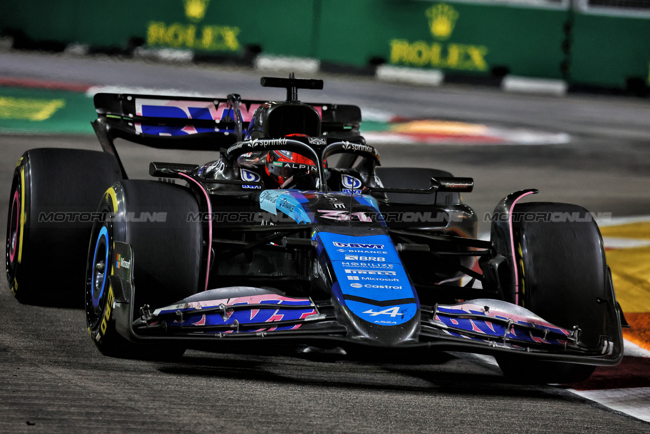 GP SINGAPORE, Esteban Ocon (FRA) Alpine F1 Team A524.

22.09.2024. Formula 1 World Championship, Rd 18, Singapore Grand Prix, Marina Bay Street Circuit, Singapore, Gara Day.

- www.xpbimages.com, EMail: requests@xpbimages.com © Copyright: Moy / XPB Images