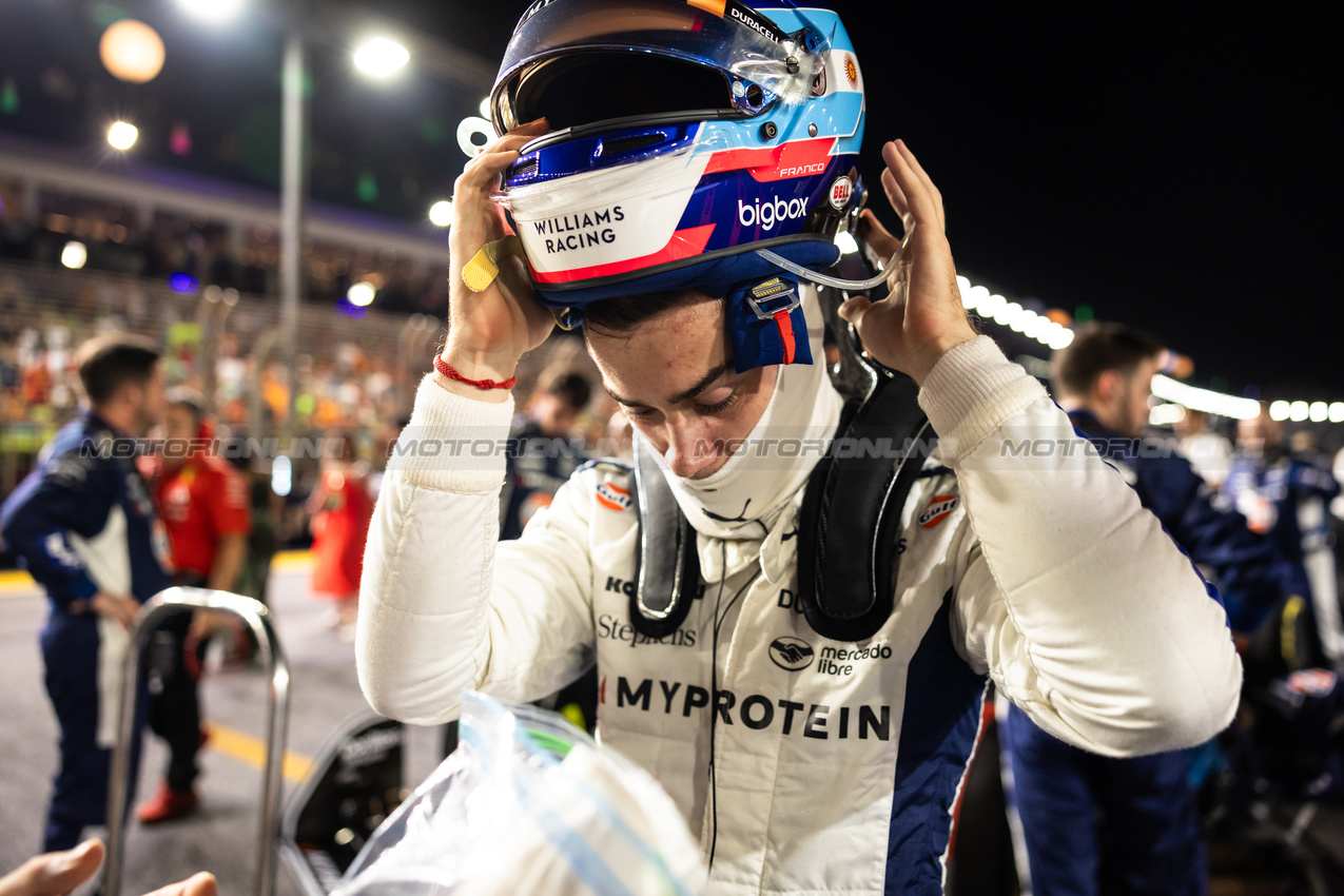 GP SINGAPORE, Franco Colapinto (ARG) Williams Racing on the grid.

22.09.2024. Formula 1 World Championship, Rd 18, Singapore Grand Prix, Marina Bay Street Circuit, Singapore, Gara Day.

- www.xpbimages.com, EMail: requests@xpbimages.com © Copyright: Bearne / XPB Images