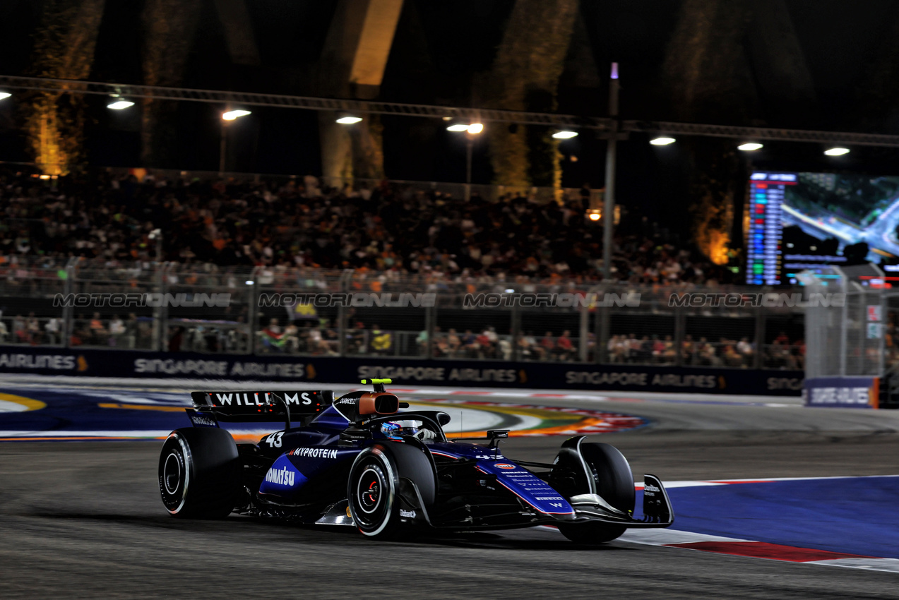 GP SINGAPORE, Franco Colapinto (ARG) Williams Racing FW46.

22.09.2024. Formula 1 World Championship, Rd 18, Singapore Grand Prix, Marina Bay Street Circuit, Singapore, Gara Day.

 - www.xpbimages.com, EMail: requests@xpbimages.com © Copyright: Coates / XPB Images