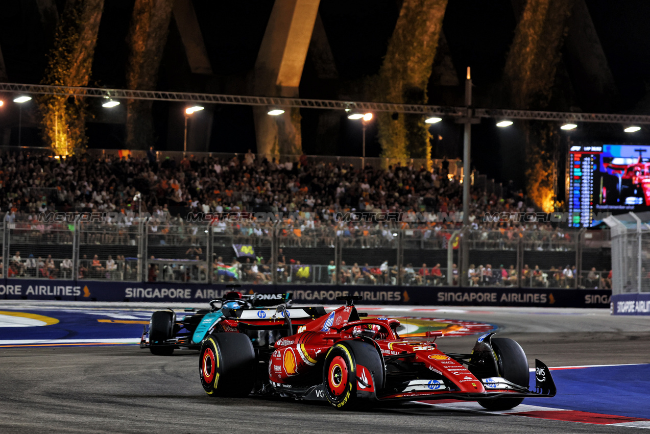 GP SINGAPORE, Charles Leclerc (MON) Ferrari SF-24.

22.09.2024. Formula 1 World Championship, Rd 18, Singapore Grand Prix, Marina Bay Street Circuit, Singapore, Gara Day.

 - www.xpbimages.com, EMail: requests@xpbimages.com © Copyright: Coates / XPB Images