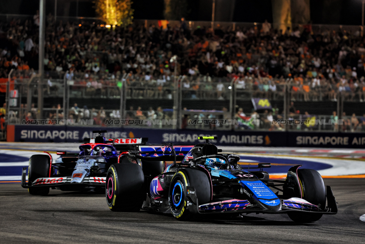 GP SINGAPORE, Pierre Gasly (FRA) Alpine F1 Team A524.

22.09.2024. Formula 1 World Championship, Rd 18, Singapore Grand Prix, Marina Bay Street Circuit, Singapore, Gara Day.

 - www.xpbimages.com, EMail: requests@xpbimages.com © Copyright: Coates / XPB Images