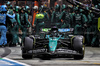 GP SINGAPORE, Lance Stroll (CDN) Aston Martin F1 Team AMR24 makes a pit stop.

22.09.2024. Formula 1 World Championship, Rd 18, Singapore Grand Prix, Marina Bay Street Circuit, Singapore, Gara Day.

- www.xpbimages.com, EMail: requests@xpbimages.com © Copyright: Bearne / XPB Images