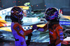 GP SINGAPORE, Gara winner Lando Norris (GBR) McLaren (Right) celebrates in parc ferme with third placed team mate Oscar Piastri (AUS) McLaren.

22.09.2024. Formula 1 World Championship, Rd 18, Singapore Grand Prix, Marina Bay Street Circuit, Singapore, Gara Day.

- www.xpbimages.com, EMail: requests@xpbimages.com © Copyright: Batchelor / XPB Images